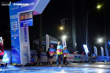 HO CHI MINH CITY NIGHT RUN EXIMBANK 2024 - Ảnh #2034969