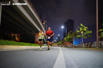 HO CHI MINH CITY NIGHT RUN EXIMBANK 2024 - Ảnh #1988631