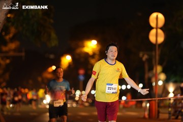 HO CHI MINH CITY NIGHT RUN EXIMBANK 2024 - Ảnh #2160635