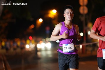 HO CHI MINH CITY NIGHT RUN EXIMBANK 2024 - Ảnh #2159298