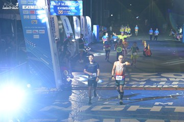 HO CHI MINH CITY NIGHT RUN EXIMBANK 2024 - Ảnh #2025675