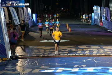 HO CHI MINH CITY NIGHT RUN EXIMBANK 2024 - Ảnh #2030911