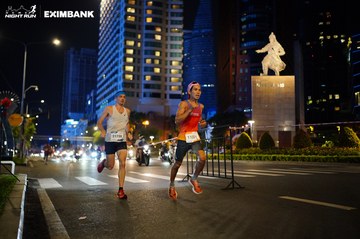 HO CHI MINH CITY NIGHT RUN EXIMBANK 2024 - Ảnh #1989044