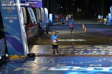 HO CHI MINH CITY NIGHT RUN EXIMBANK 2024 - Ảnh #2032285