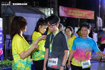 HO CHI MINH CITY NIGHT RUN EXIMBANK 2024 - Ảnh #2012434