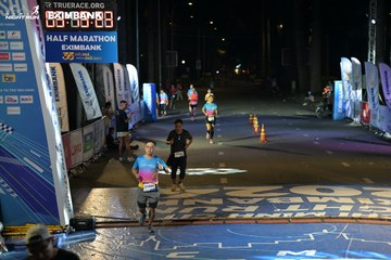 HO CHI MINH CITY NIGHT RUN EXIMBANK 2024 - Ảnh #2027378