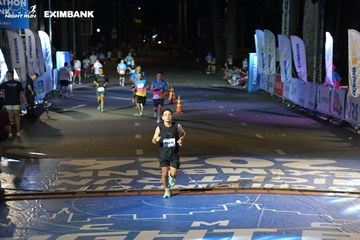 HO CHI MINH CITY NIGHT RUN EXIMBANK 2024 - Ảnh #2033371