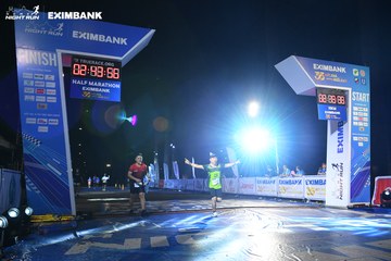 HO CHI MINH CITY NIGHT RUN EXIMBANK 2024 - Ảnh #2063695