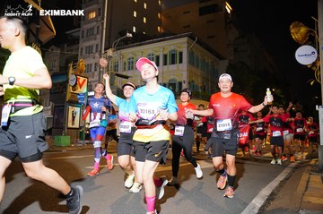 HO CHI MINH CITY NIGHT RUN EXIMBANK 2024 - Ảnh #2032342