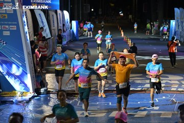 HO CHI MINH CITY NIGHT RUN EXIMBANK 2024 - Ảnh #2031243