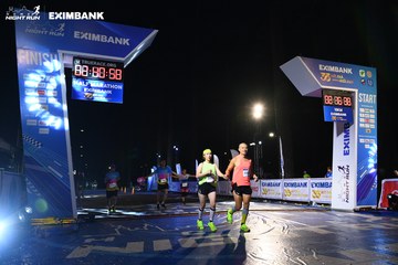 HO CHI MINH CITY NIGHT RUN EXIMBANK 2024 - Ảnh #2061874