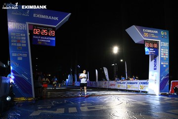 HO CHI MINH CITY NIGHT RUN EXIMBANK 2024 - Ảnh #2060392