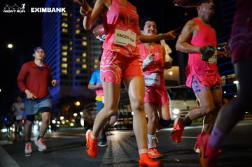 HO CHI MINH CITY NIGHT RUN EXIMBANK 2024 - Ảnh #1989762