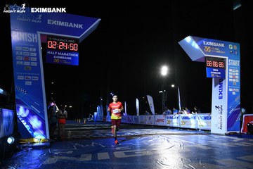 HO CHI MINH CITY NIGHT RUN EXIMBANK 2024 - Ảnh #2060097