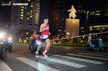 HO CHI MINH CITY NIGHT RUN EXIMBANK 2024 - Ảnh #1989006