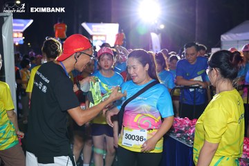 HO CHI MINH CITY NIGHT RUN EXIMBANK 2024 - Ảnh #2012711