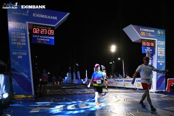 HO CHI MINH CITY NIGHT RUN EXIMBANK 2024 - Ảnh #2062962