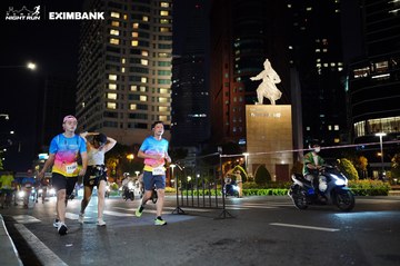 HO CHI MINH CITY NIGHT RUN EXIMBANK 2024 - Ảnh #1990061