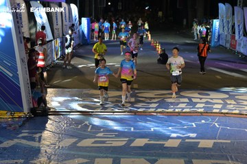 HO CHI MINH CITY NIGHT RUN EXIMBANK 2024 - Ảnh #2030504