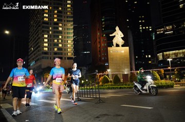 HO CHI MINH CITY NIGHT RUN EXIMBANK 2024 - Ảnh #1991543