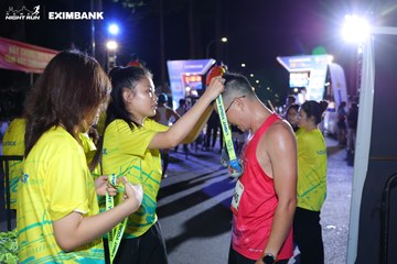 HO CHI MINH CITY NIGHT RUN EXIMBANK 2024 - Ảnh #2012277