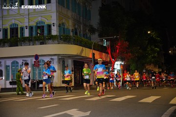 HO CHI MINH CITY NIGHT RUN EXIMBANK 2024 - Ảnh #2031380