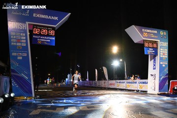 HO CHI MINH CITY NIGHT RUN EXIMBANK 2024 - Ảnh #2065223