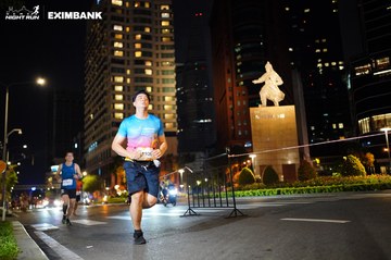 HO CHI MINH CITY NIGHT RUN EXIMBANK 2024 - Ảnh #1990704