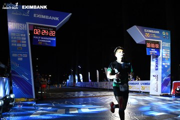 HO CHI MINH CITY NIGHT RUN EXIMBANK 2024 - Ảnh #2059672