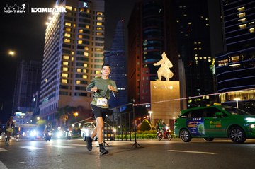 HO CHI MINH CITY NIGHT RUN EXIMBANK 2024 - Ảnh #1989378