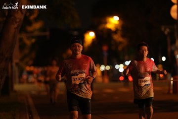 HO CHI MINH CITY NIGHT RUN EXIMBANK 2024 - Ảnh #2159727