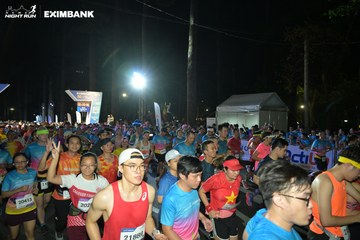 HO CHI MINH CITY NIGHT RUN EXIMBANK 2024 - Ảnh #1970774
