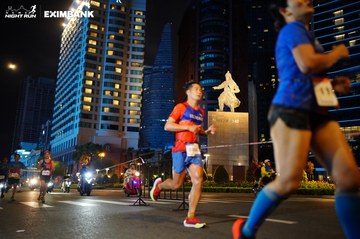 HO CHI MINH CITY NIGHT RUN EXIMBANK 2024 - Ảnh #1989568