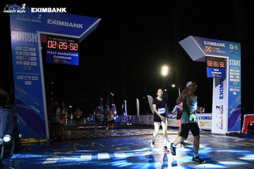 HO CHI MINH CITY NIGHT RUN EXIMBANK 2024 - Ảnh #2061107