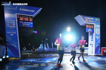 HO CHI MINH CITY NIGHT RUN EXIMBANK 2024 - Ảnh #2063339