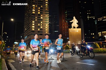 HO CHI MINH CITY NIGHT RUN EXIMBANK 2024 - Ảnh #1991440