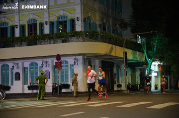 HO CHI MINH CITY NIGHT RUN EXIMBANK 2024 - Ảnh #2031062