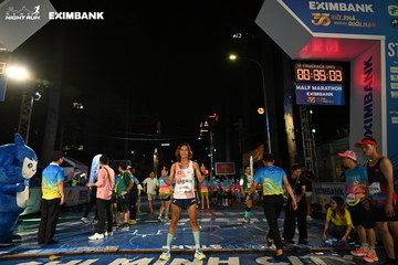 HO CHI MINH CITY NIGHT RUN EXIMBANK 2024 - Ảnh #1970488