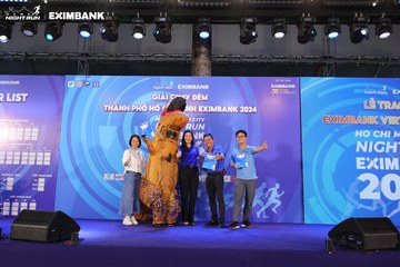 HO CHI MINH CITY NIGHT RUN EXIMBANK 2024 - Ảnh #1965851