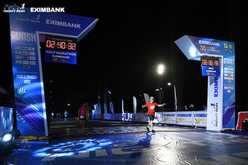HO CHI MINH CITY NIGHT RUN EXIMBANK 2024 - Ảnh #2061309