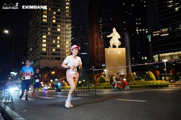 HO CHI MINH CITY NIGHT RUN EXIMBANK 2024 - Ảnh #1989593
