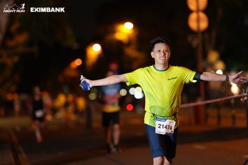 HO CHI MINH CITY NIGHT RUN EXIMBANK 2024 - Ảnh #2159546