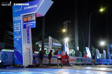HO CHI MINH CITY NIGHT RUN EXIMBANK 2024 - Ảnh #2035050