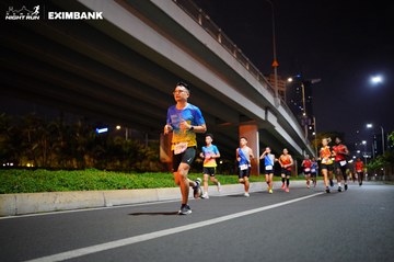 HO CHI MINH CITY NIGHT RUN EXIMBANK 2024 - Ảnh #1988688