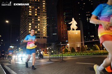 HO CHI MINH CITY NIGHT RUN EXIMBANK 2024 - Ảnh #1990897