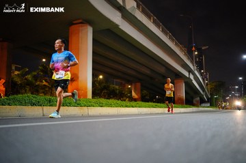 HO CHI MINH CITY NIGHT RUN EXIMBANK 2024 - Ảnh #1988604