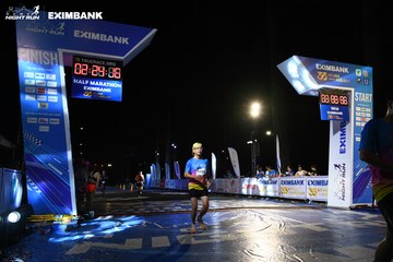 HO CHI MINH CITY NIGHT RUN EXIMBANK 2024 - Ảnh #2059524