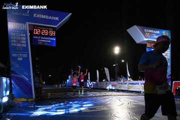 HO CHI MINH CITY NIGHT RUN EXIMBANK 2024 - Ảnh #2059184