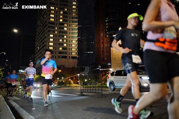 HO CHI MINH CITY NIGHT RUN EXIMBANK 2024 - Ảnh #1990622