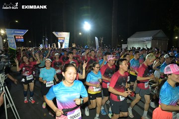 HO CHI MINH CITY NIGHT RUN EXIMBANK 2024 - Ảnh #1970757